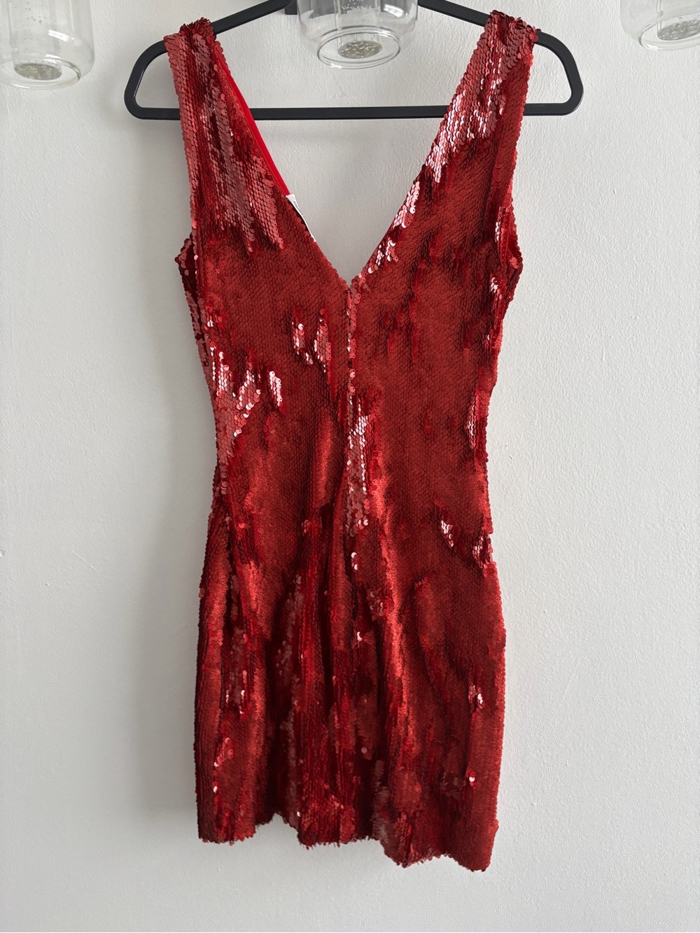 Gustavo Arango Red Sequin V-Neck Party Dress